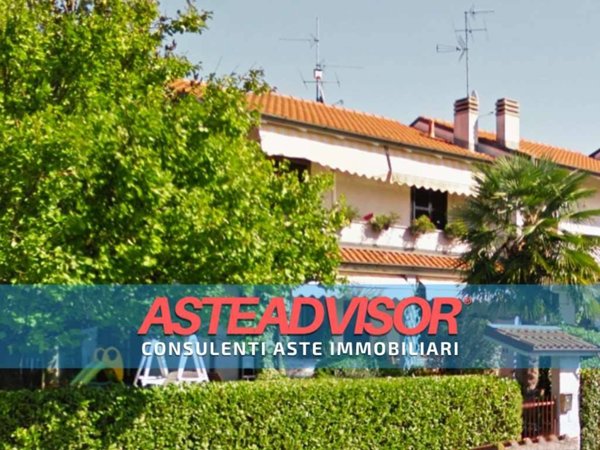 casa indipendente in vendita a Trezzano Rosa