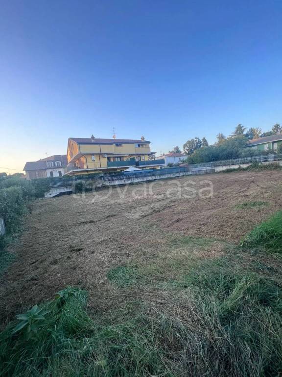 casa indipendente in vendita a Trezzano Rosa