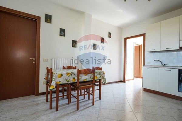 appartamento in vendita a Trezzano Rosa