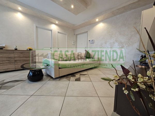 appartamento in vendita a Trezzano Rosa