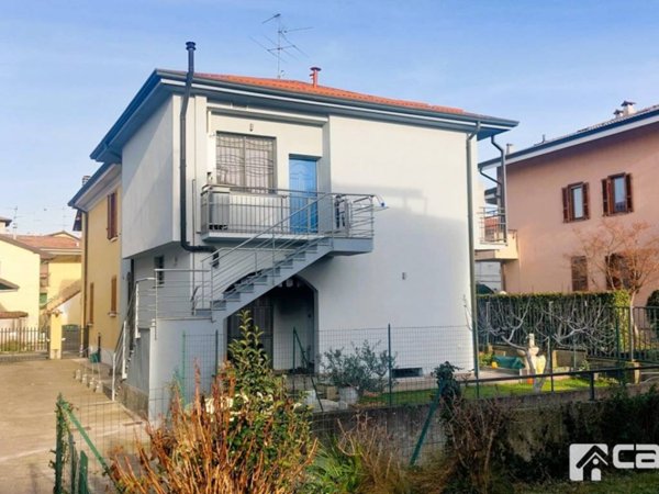 appartamento in vendita a Trezzano Rosa