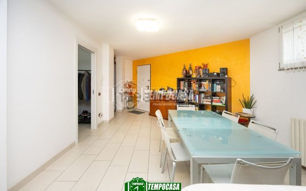 appartamento in vendita a Trezzano Rosa