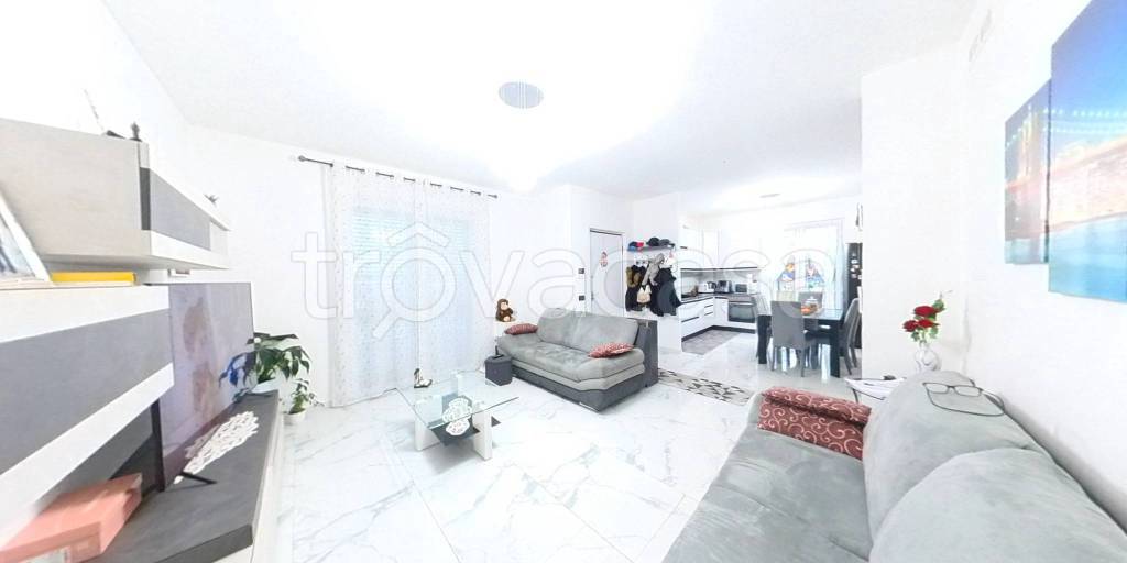 casa indipendente in vendita a Trezzano Rosa