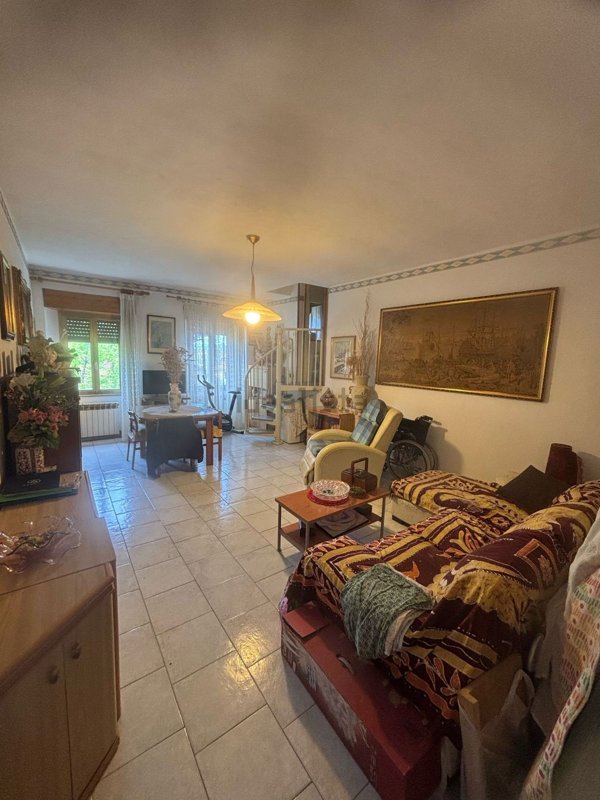 appartamento in vendita a Trezzano Rosa