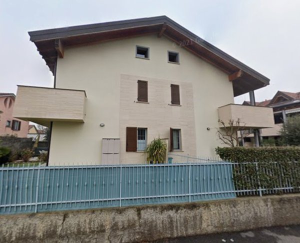 appartamento in vendita a Trezzano Rosa