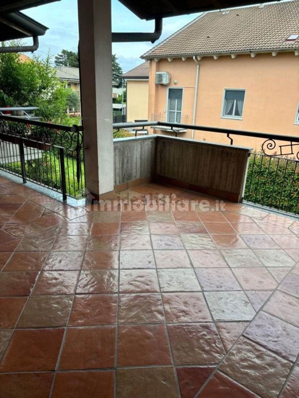 appartamento in vendita a Trezzano Rosa