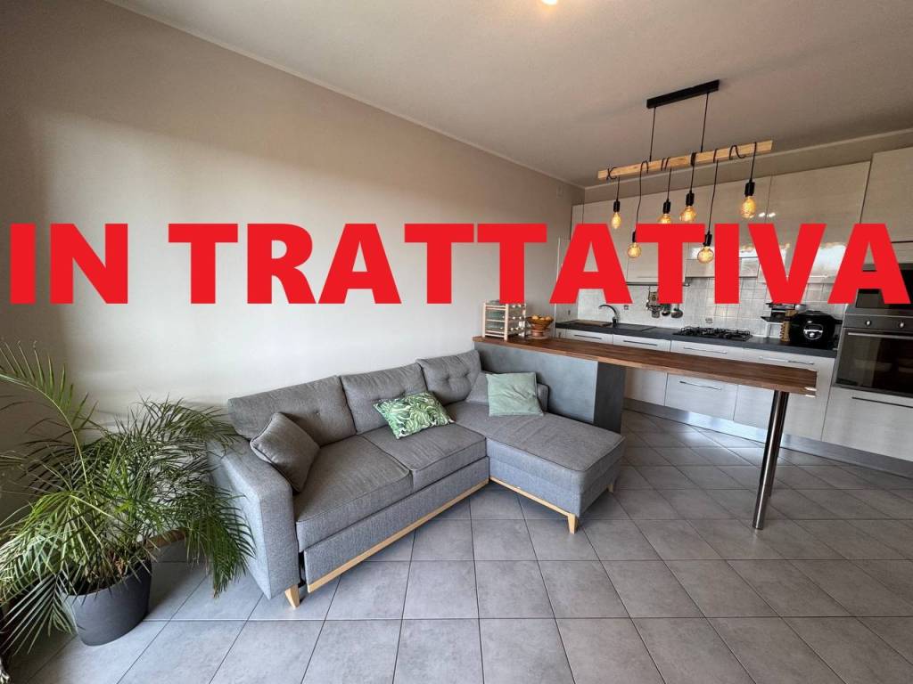 appartamento in vendita a Trezzano Rosa