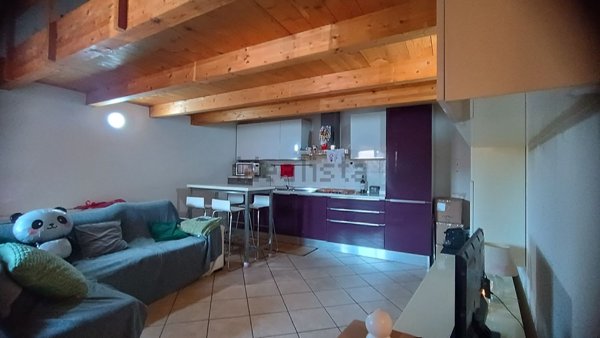 appartamento in vendita a Trezzano Rosa