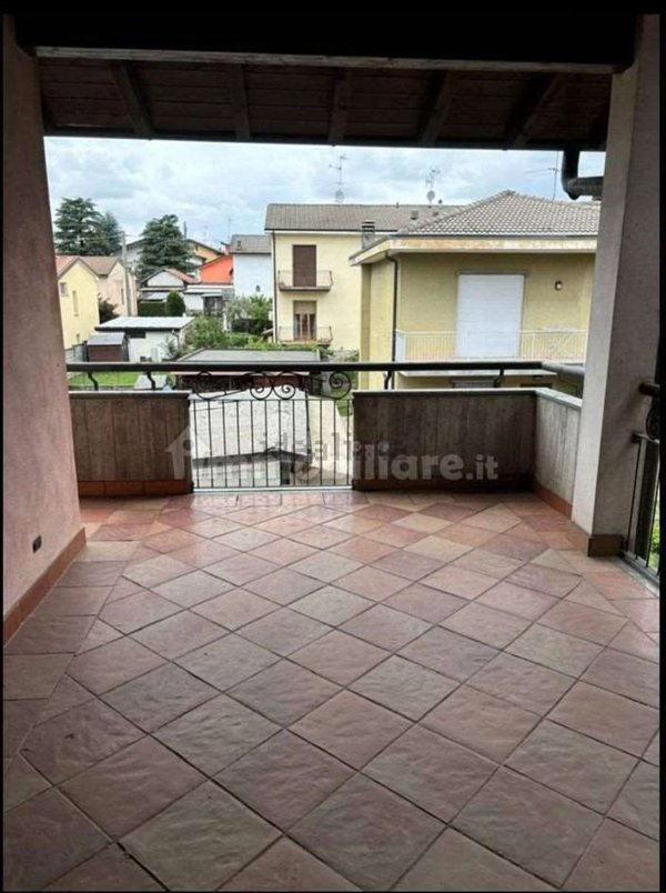 appartamento in vendita a Trezzano Rosa