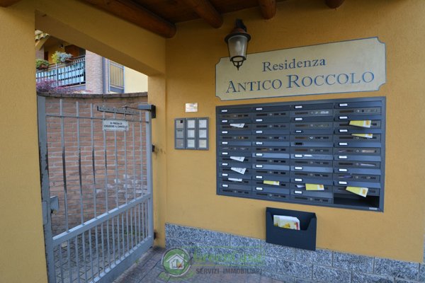 appartamento in vendita a Trezzano Rosa