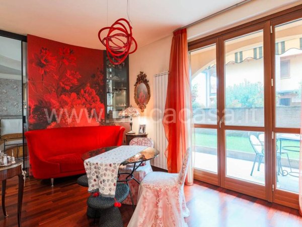 appartamento in vendita a Trezzano Rosa