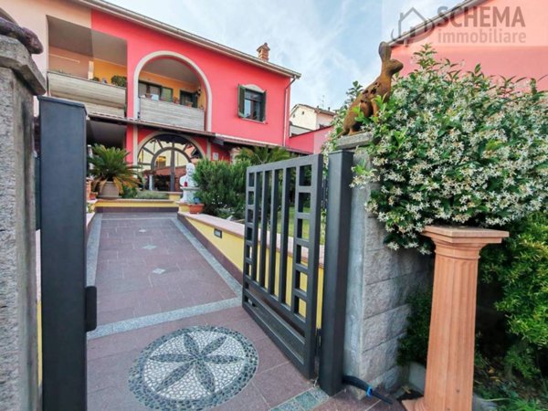 casa indipendente in vendita a Trezzano Rosa