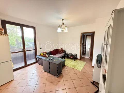 appartamento in vendita a Trezzano Rosa