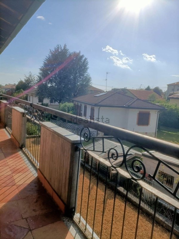 appartamento in vendita a Trezzano Rosa