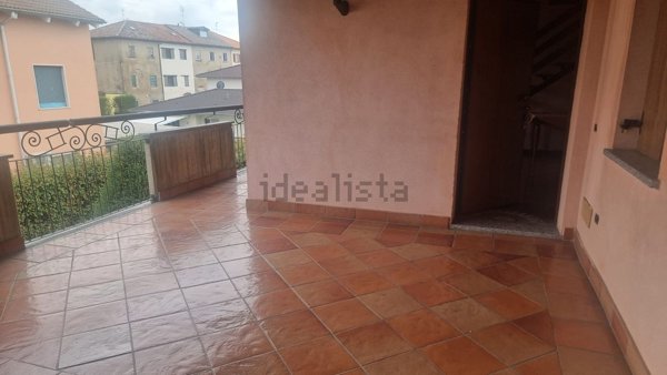 appartamento in vendita a Trezzano Rosa