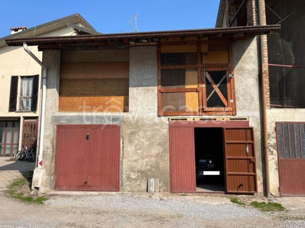 casa indipendente in vendita a Trezzano Rosa
