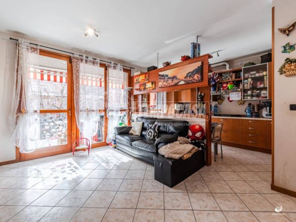 appartamento in vendita a Trezzano sul Naviglio
