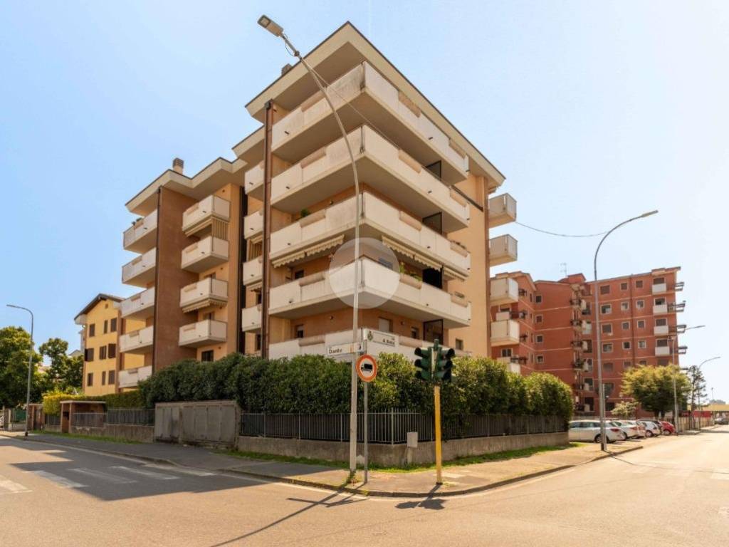 appartamento in vendita a Trezzano sul Naviglio