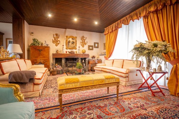 casa indipendente in vendita a Trezzano sul Naviglio
