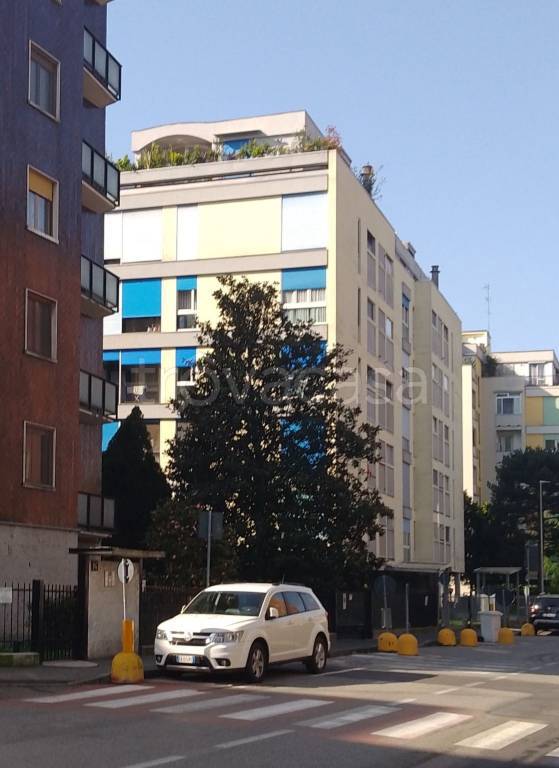 appartamento in vendita a Trezzano sul Naviglio