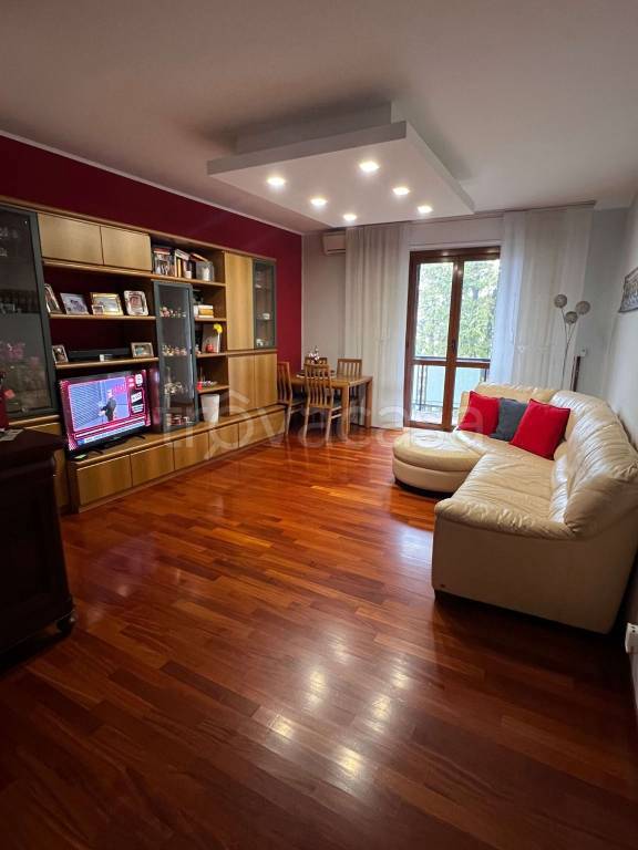 appartamento in vendita a Trezzano sul Naviglio