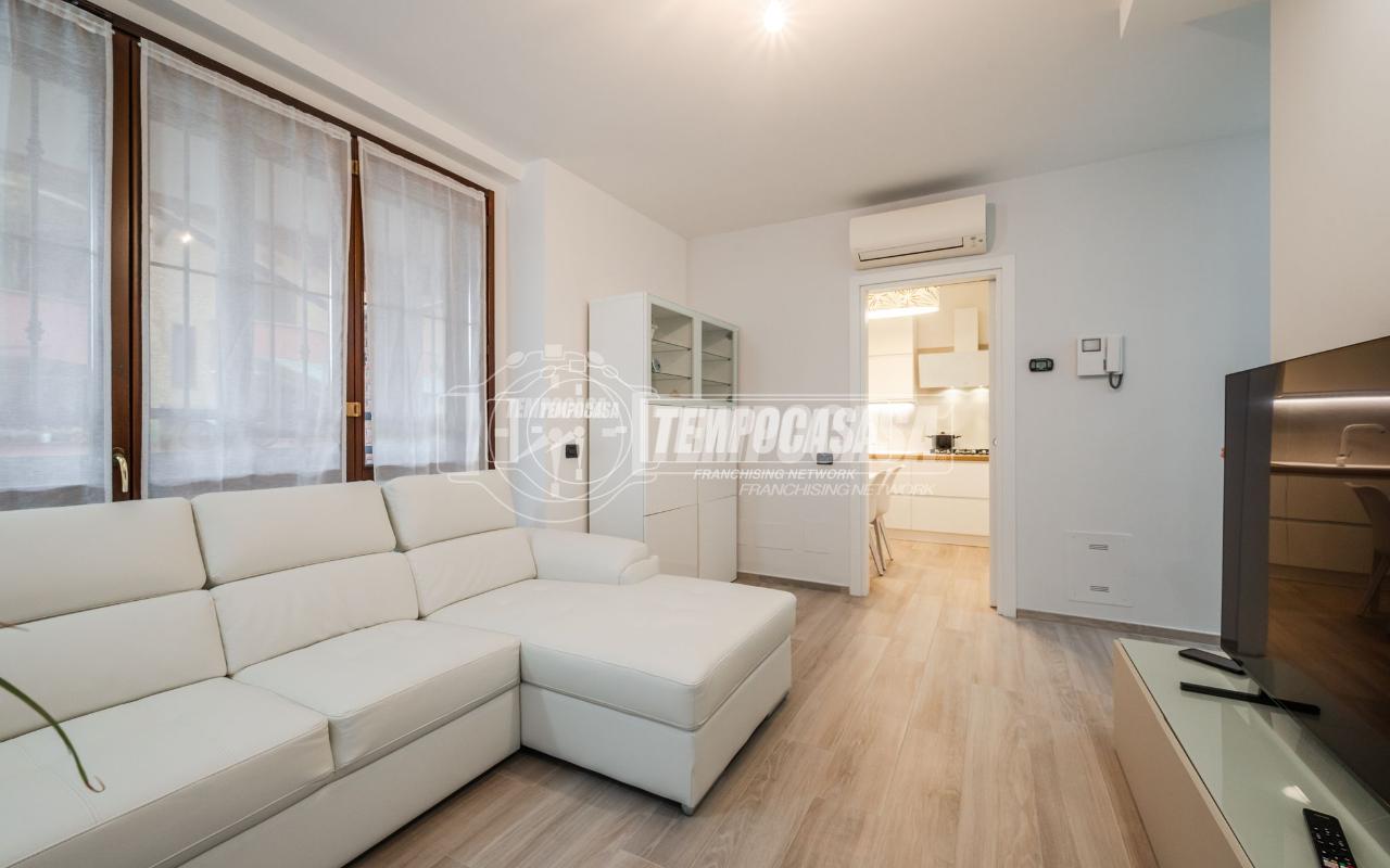 casa indipendente in vendita a Trezzano sul Naviglio