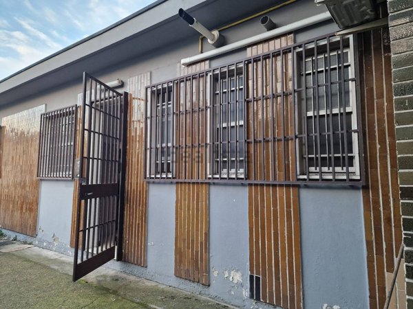 capannone in vendita a Trezzano sul Naviglio