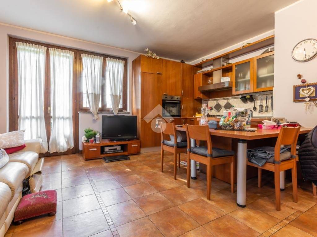 appartamento in vendita a Trezzano sul Naviglio