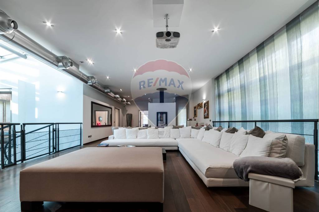 casa indipendente in vendita a Trezzano sul Naviglio