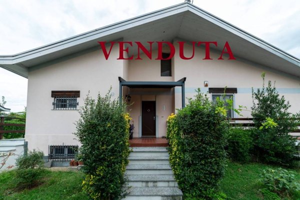 casa indipendente in vendita a Trezzano sul Naviglio