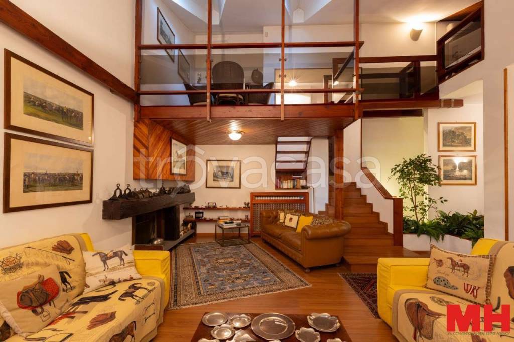 casa indipendente in vendita a Trezzano sul Naviglio