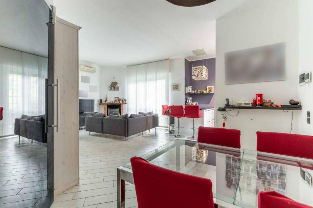 casa indipendente in vendita a Trezzano sul Naviglio