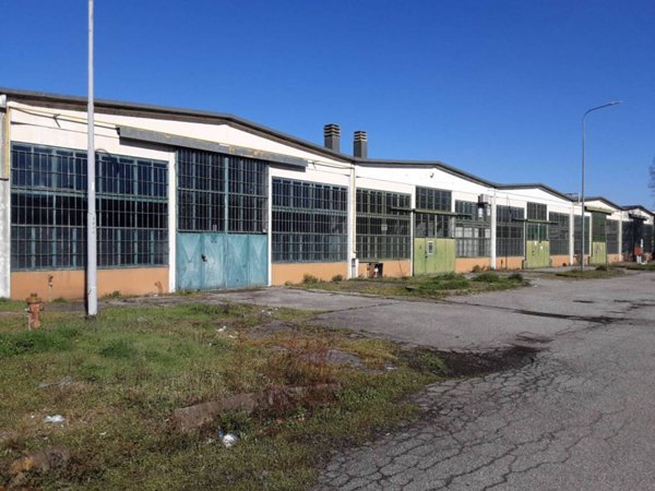 locale commerciale in vendita a Trezzano sul Naviglio