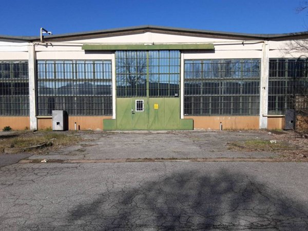 locale commerciale in vendita a Trezzano sul Naviglio