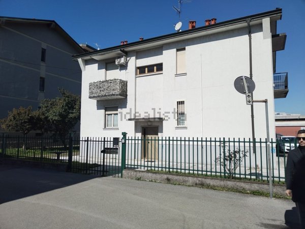 appartamento in vendita a Trezzano sul Naviglio