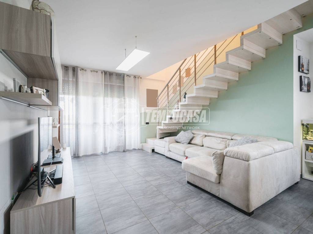 appartamento in vendita a Trezzano sul Naviglio