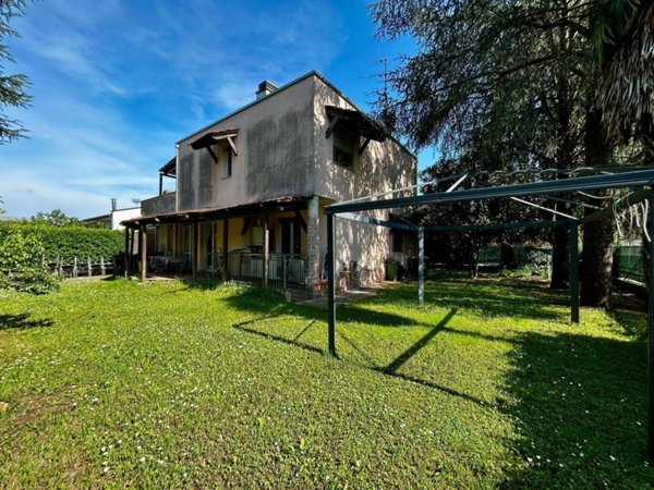 casa indipendente in vendita a Trezzano sul Naviglio