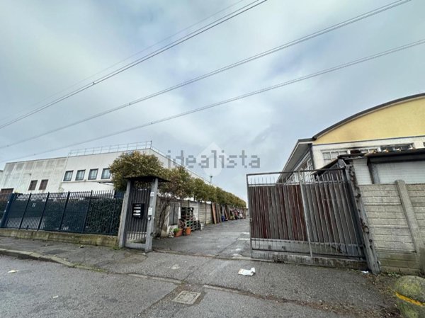 ufficio in vendita a Trezzano sul Naviglio