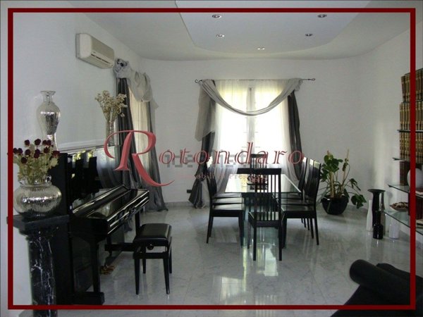 casa indipendente in vendita a Trezzano sul Naviglio
