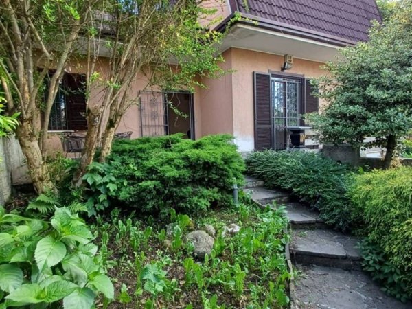 casa indipendente in vendita a Trezzano sul Naviglio