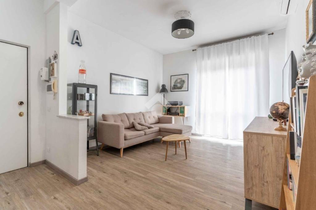 appartamento in vendita a Trezzano sul Naviglio