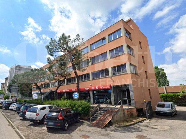 ufficio in vendita a Trezzano sul Naviglio