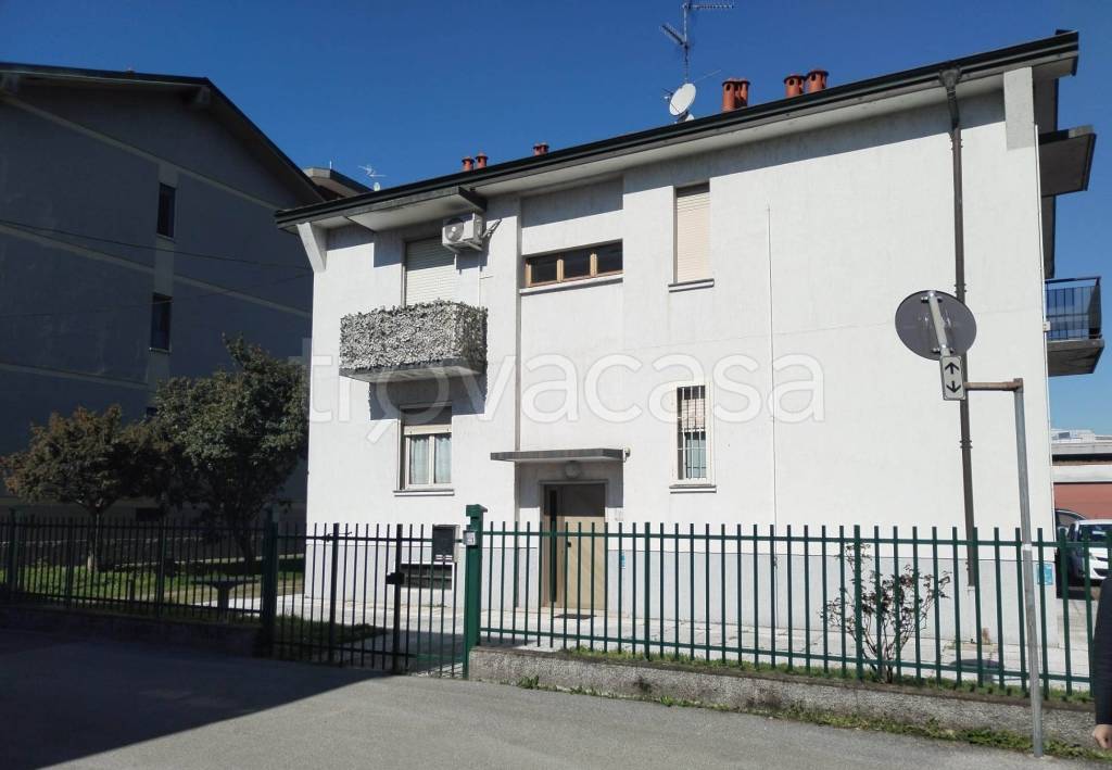appartamento in vendita a Trezzano sul Naviglio