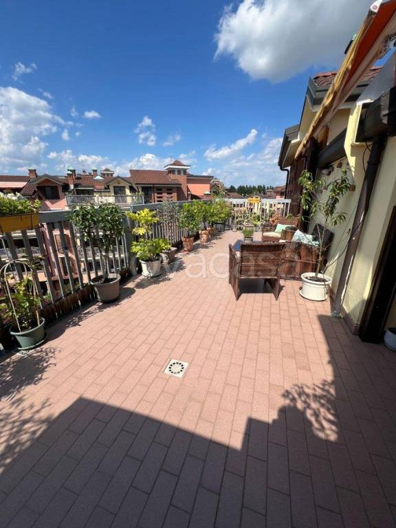 appartamento in vendita a Trezzano sul Naviglio