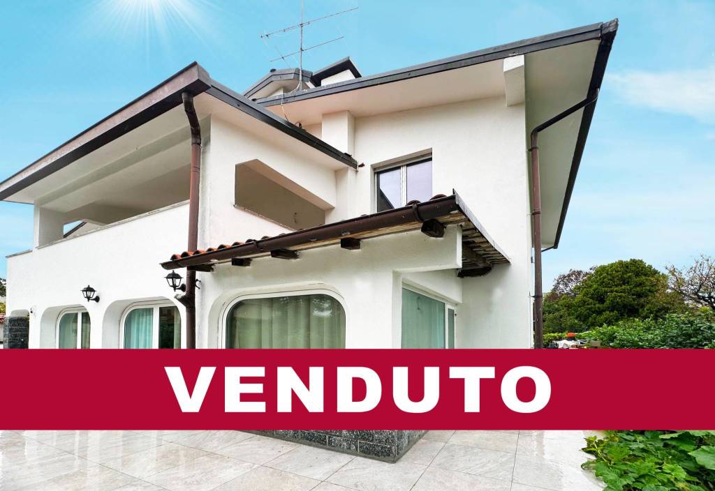 casa indipendente in vendita a Trezzano sul Naviglio