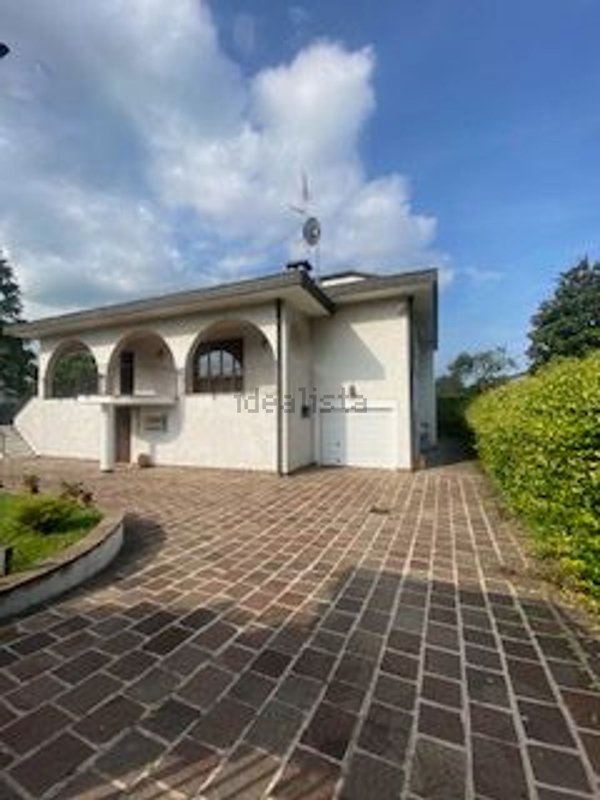casa indipendente in vendita a Trezzano sul Naviglio