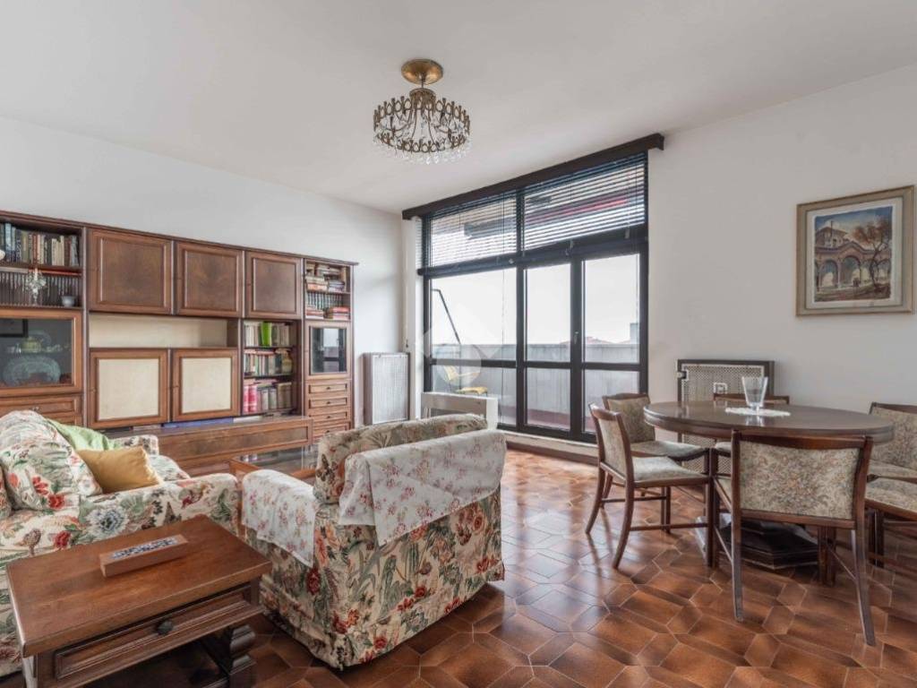 appartamento in vendita a Trezzano sul Naviglio