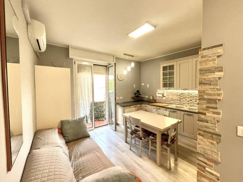 appartamento in vendita a Trezzano sul Naviglio