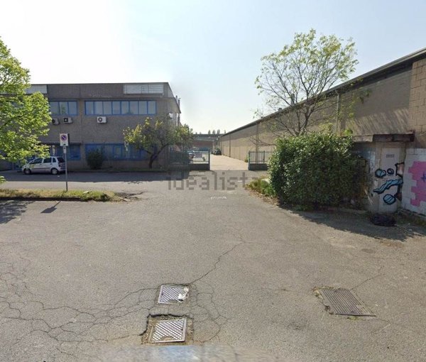 capannone in vendita a Trezzano sul Naviglio