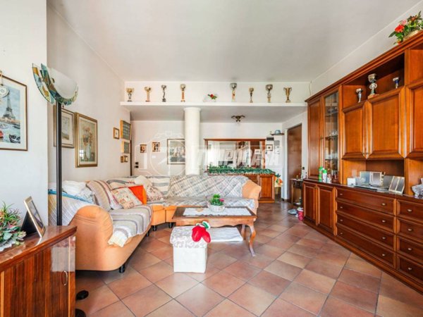 appartamento in vendita a Trezzano sul Naviglio